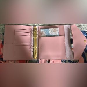 Blush A5 ring agenda cover. Fits any standard A5 six-ring hole punched inserts.